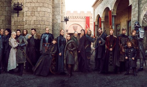 Réunion des acteurs principaux pour l'ultime saison de Game of Thrones (crédits : Marc Hom, EW)